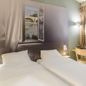 Classic Quadruple Room